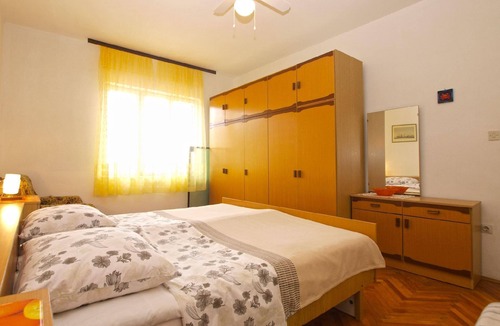 Pjescana Uvala Apartment | Holiday apartment Pjescana Uvala for 1 - 6 persons with 3 bedrooms - Holiday apartment