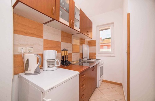 Barbat na Rabu Apartment | Holiday apartment directly by the sea