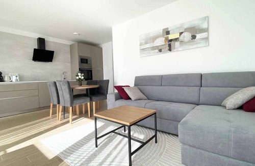 Marsici Apartment | Holiday apartment for 4 people with air conditioning and Wi-Fi
