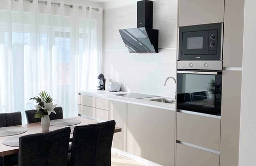 Marsici Apartment | Holiday apartment for 4 people with Wi-Fi and air conditioning