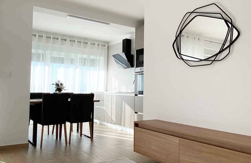 Marsici Apartment | Holiday apartment for 4 people with Wi-Fi and air conditioning