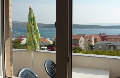 Barbat na Rabu House | Holiday Apartment in Barbat with Spacious Terrace and Beautiful View