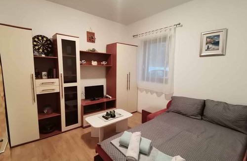 Mali Vareski Apartment | Holiday apartment in a quiet location