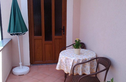 Gabonjin Apartment | Holiday Apartment in Gabonjin with Free Parking
