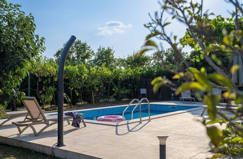 Kapelica Apartment | Holiday Apartment in Kapelica, Istria County with Incredible Terrace
