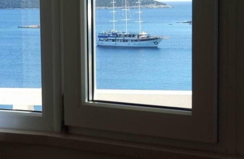 Sevid Apartment | Holiday Apartment in Sevid with Private Parking
