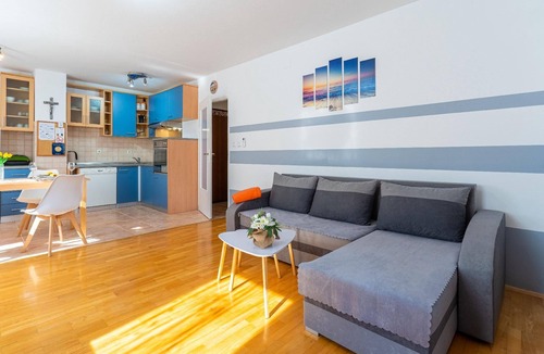 Cres Apartment | Holiday apartment Kristian