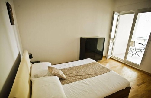 Marusici Apartment | Holiday apartment Mimice for 1 - 6 persons with 2 bedrooms - Row house