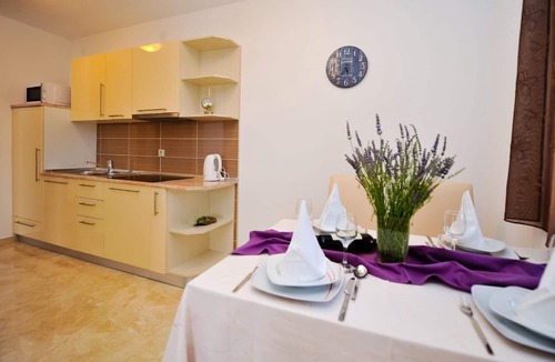 Potocnica Apartment | Holiday apartment Potocnica for 1 - 6 persons with 2 bedrooms - Row house