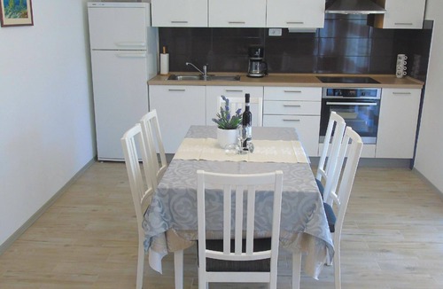 Vinisce Apartment | Holiday apartment Vinišće for 1 - 6 persons with 2 bedrooms - Row house