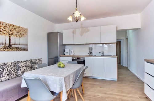 Cove Murtar Apartment | Holiday apartment with terrace and sea view