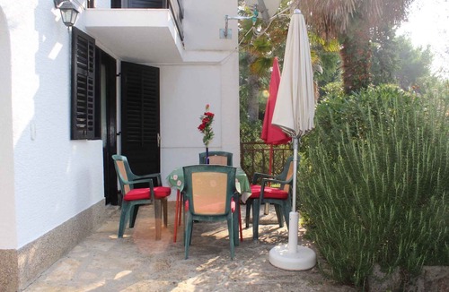 Artatore Apartment | Holiday apartment with terrace