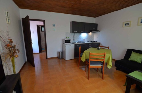 Artatore Apartment | Holiday apartment with air conditioning and Internet