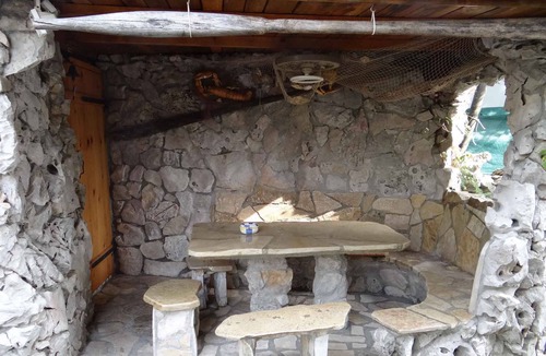 Jadranovo Apartment | Holiday apartment with balcony