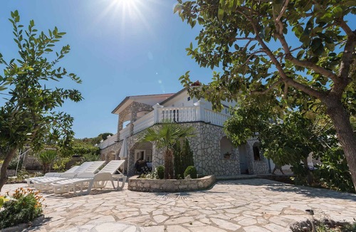 Drenje Apartment | Holiday apartment with air conditioning