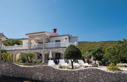 Drenje Apartment | Holiday apartment with air conditioning