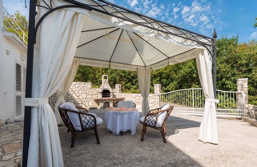Drenje Apartment | Holiday apartment with air conditioning