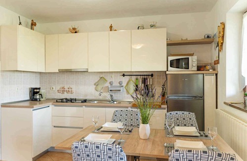 Presika Apartment | Holiday apartment with air conditioning