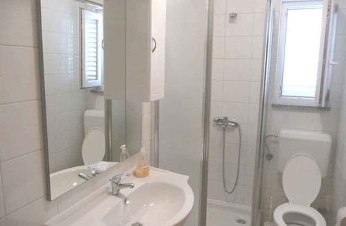 Palit Apartment | Holiday apartment with air conditioning and balcony