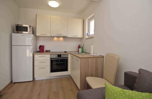 Silo Apartment | Holiday apartment with air conditioning, 50 m from the sandy beach, sea view