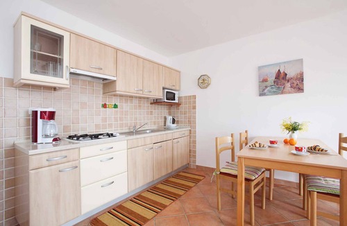 Drenje Apartment | Holiday apartment with barbecue