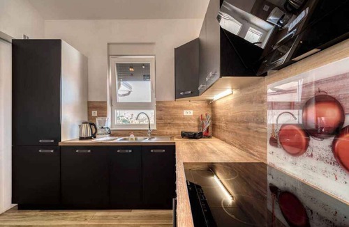 Porat Apartment | Holiday apartment with balcony and sea view