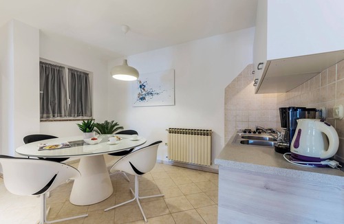 Rabac Apartment | Holiday apartment with balcony and sea view