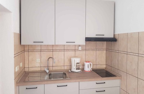 Silo Apartment | Holiday apartment with balcony and air conditioning