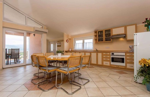 Silo Apartment | Holiday apartment with balcony