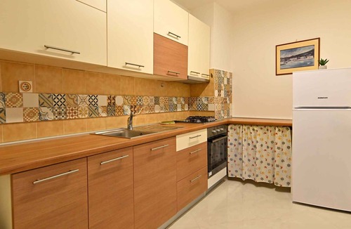 Plomin Apartment | Holiday apartment with harbour view