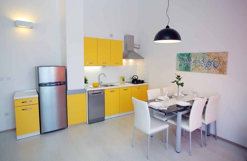Banjole Apartment | Holiday apartment with air conditioning and balcony