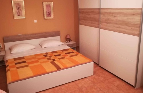 Rebici Apartment | Holiday apartment with terrace and barbecue