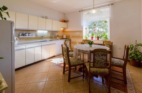 Dramalj Apartment | Holiday apartment with air conditioning and terrace