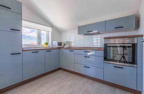 Dramalj Apartment | Holiday apartment with air conditioning and outdoor pool