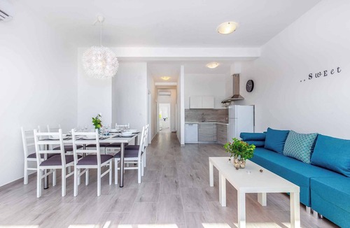 Dramalj Apartment | Holiday apartment with pool and sea view