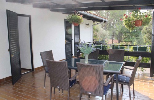 Artatore Apartment | Holiday apartment with terrace
