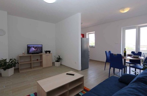 Soline Apartment | Holiday apartment with air conditioning only 40 m from the beach