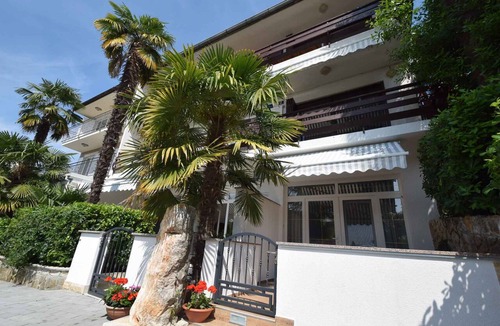 Milcetici Apartment | Holiday apartment with air conditioning and barbecue