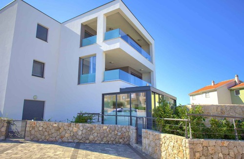 Zidarici Apartment | Holiday apartment with sea view