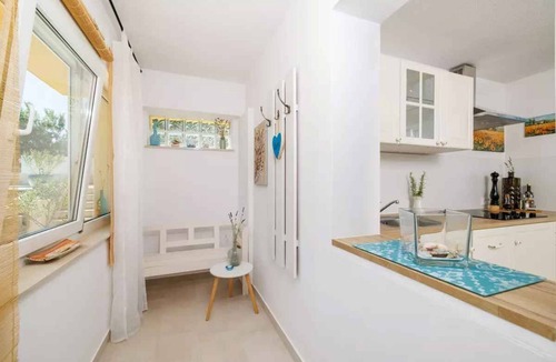 Tribalj Apartment | Holiday apartment with pool in idyllic surroundings