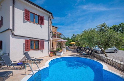 Drenje Apartment | Holiday apartment with outdoor pool, sauna, and whirlpool