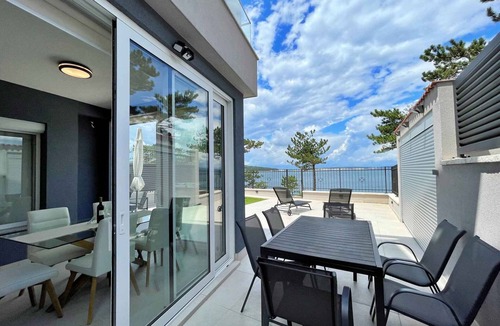 Silo Apartment | Holiday apartment with private hot tub and shared swimming pool