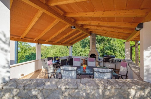 Drenje Apartment | Holiday apartment with sea view and pool