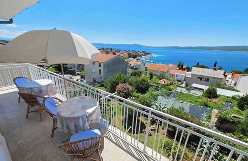 Selce Apartment | Holiday apartment with sea view