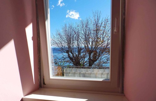 Ika Apartment | Holiday apartment with sea view