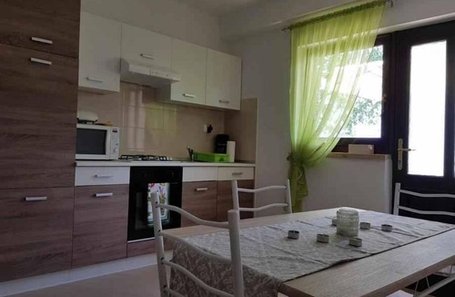 Makovci Apartment | Holiday flat with air conditioning and barbecue