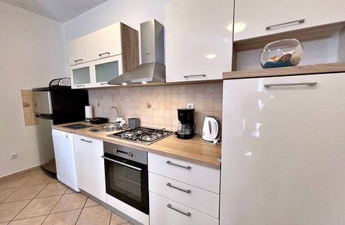 Polje Apartment | Holiday flat with balcony and panoramic view