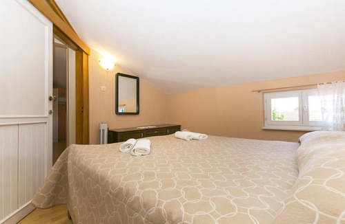 Viskovici House | Holiday home 2 km from the beach, WiFi. Labin