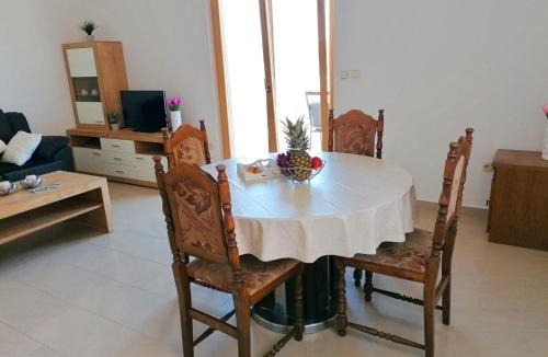 Putnikovic Apartment | Holiday Home Blue Dream - Two Bedroom Apartment with Terrace and Sea View A1