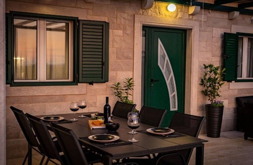 Praznica House | Holiday Home Bračuta- Two Bedroom Holiday Home with Pool